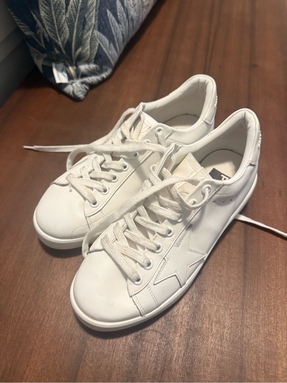 White Star Accent Leather Sneakers